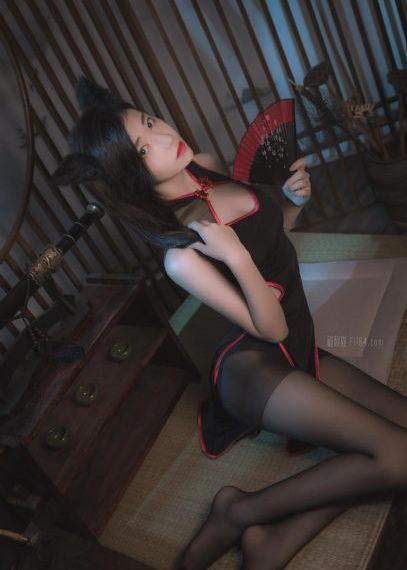 欧美偷拍自拍网_BD免费全集观看